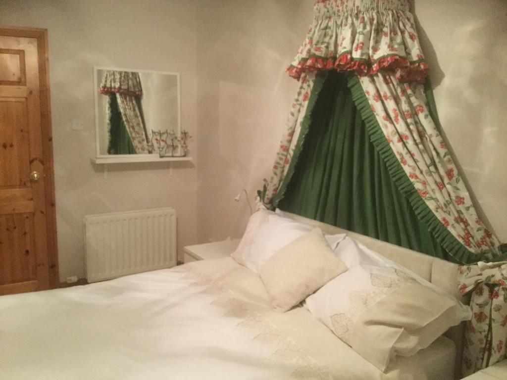 Five Oaks Bed & Breakfast Londonderry Oda fotoğraf